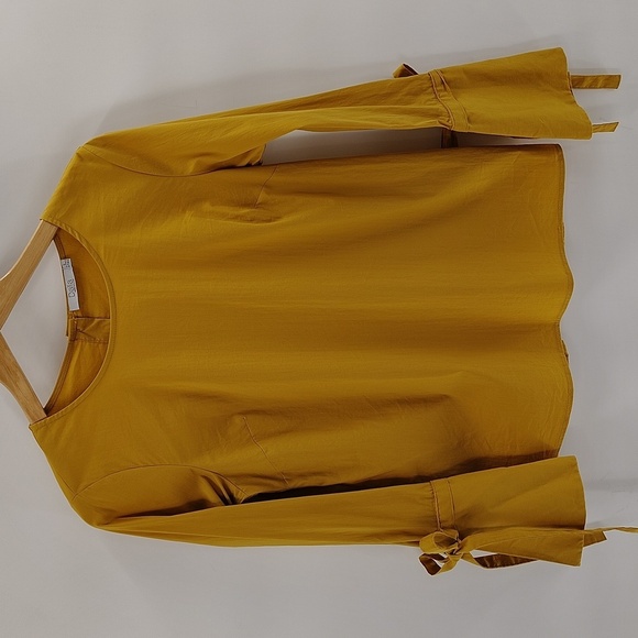 Dalia Mustard Yellow Gold Button Back Blouse Size Small Tie Button Wide Sleeves - Picture 1 of 8